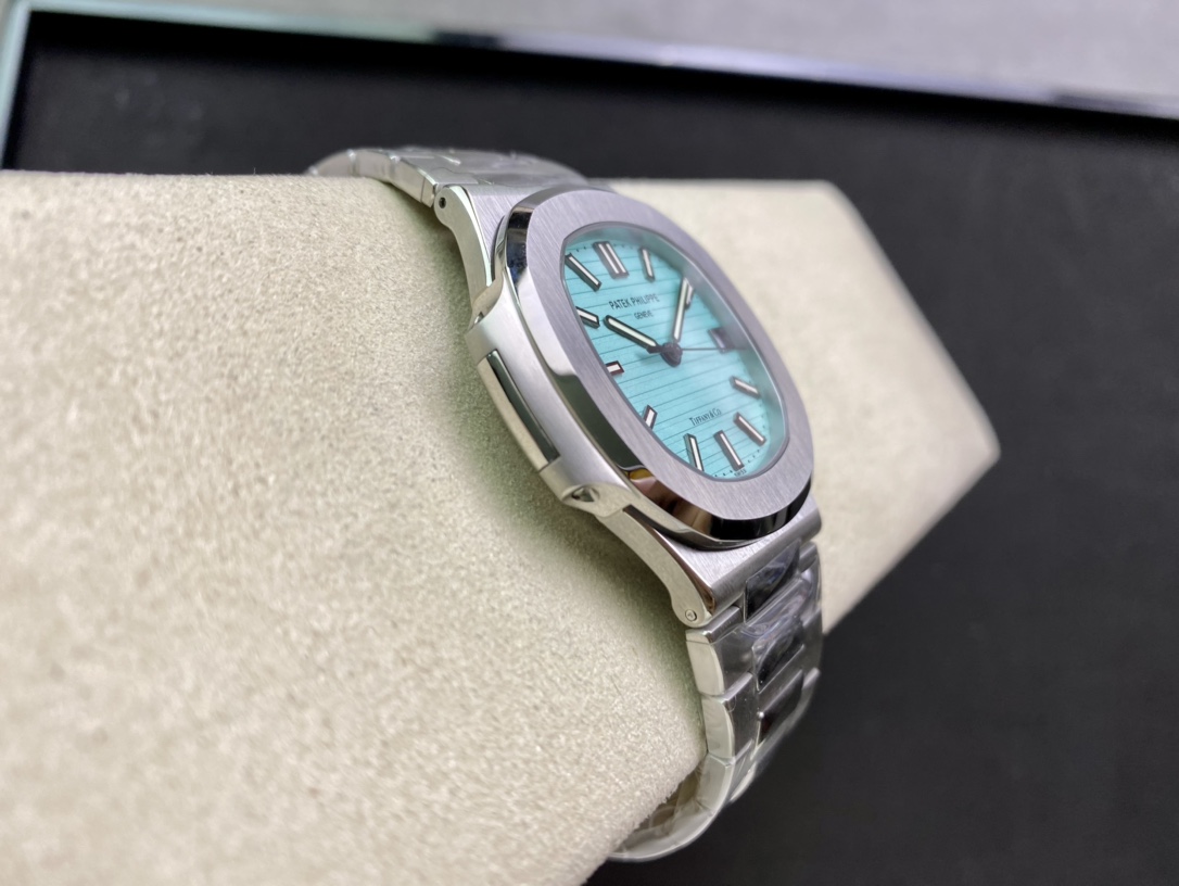 Patek Philippe Nautilus 5711/1A Tiffany 