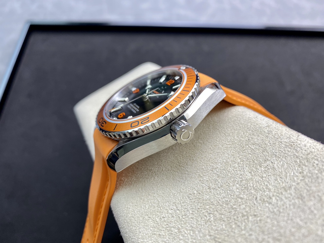 Omega Planet Ocean Sea Orange 42mm 