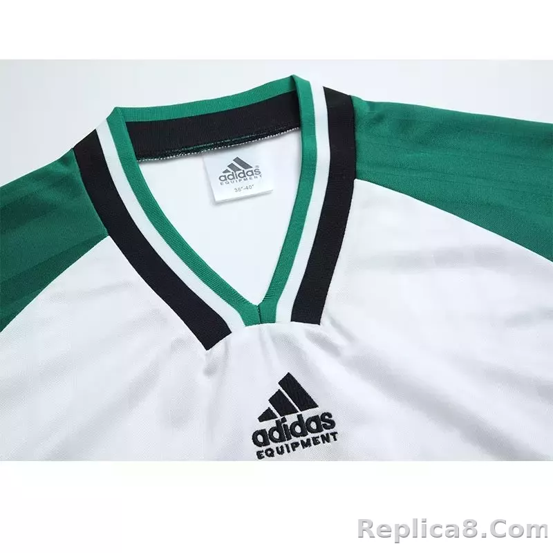 1993/95 Liverpool Home Retro Version Jersey - detail