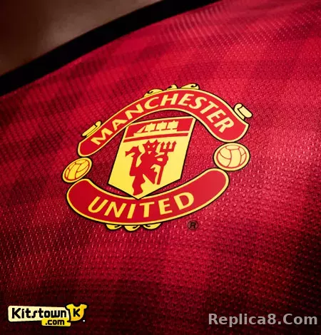 12-13 Manchester United Home Retro Jersey Player Edtion Long Sleeve - detail