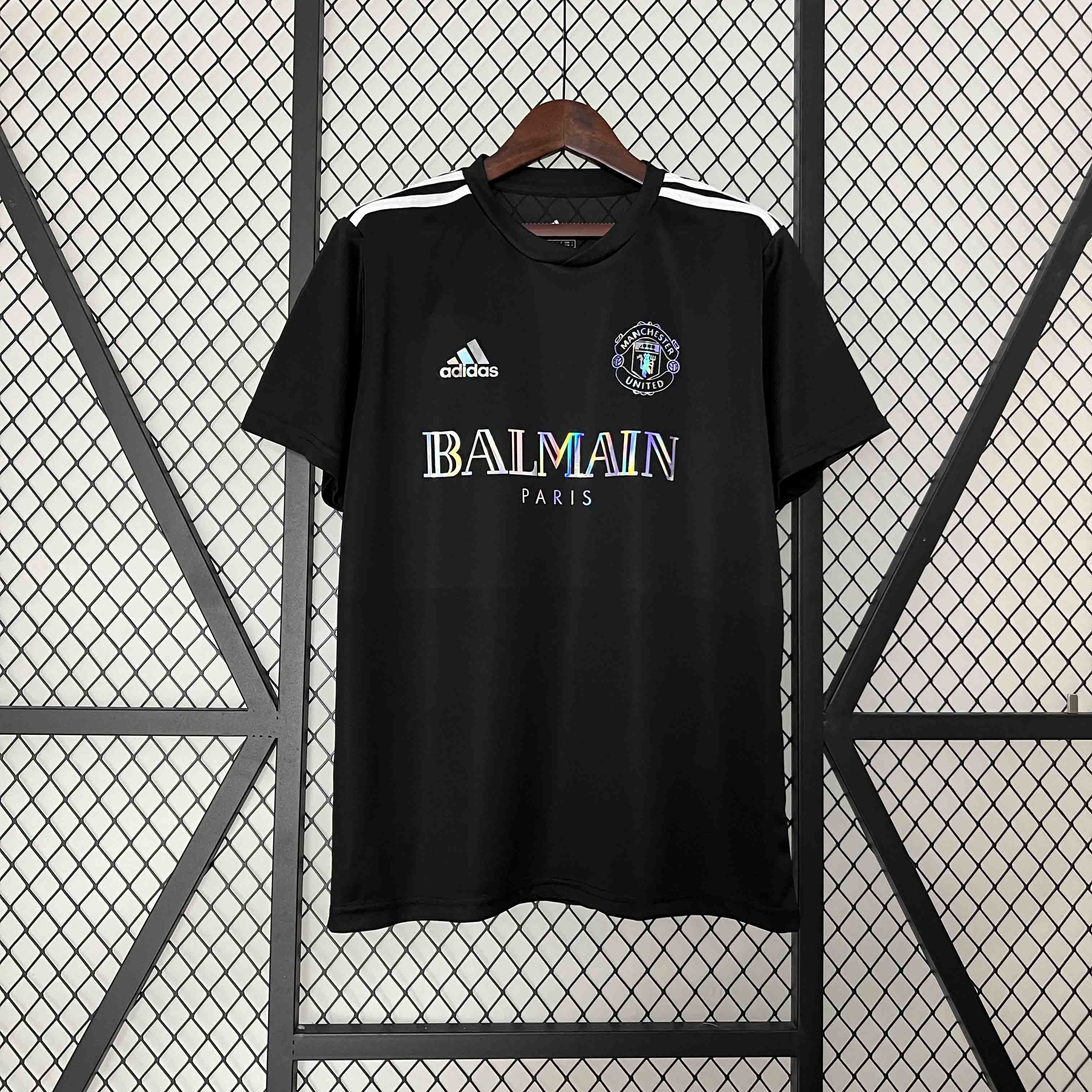 How to Style Your Manchester United 24-25 Manchester United  Joint Edition Black Kit Shirt for Every Occasion