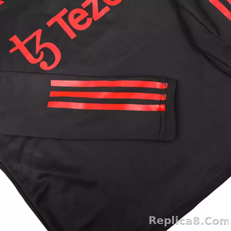 Manchester United Zipper Sweatshirt Kit(Top+Pants) Black 2023/24 - detail