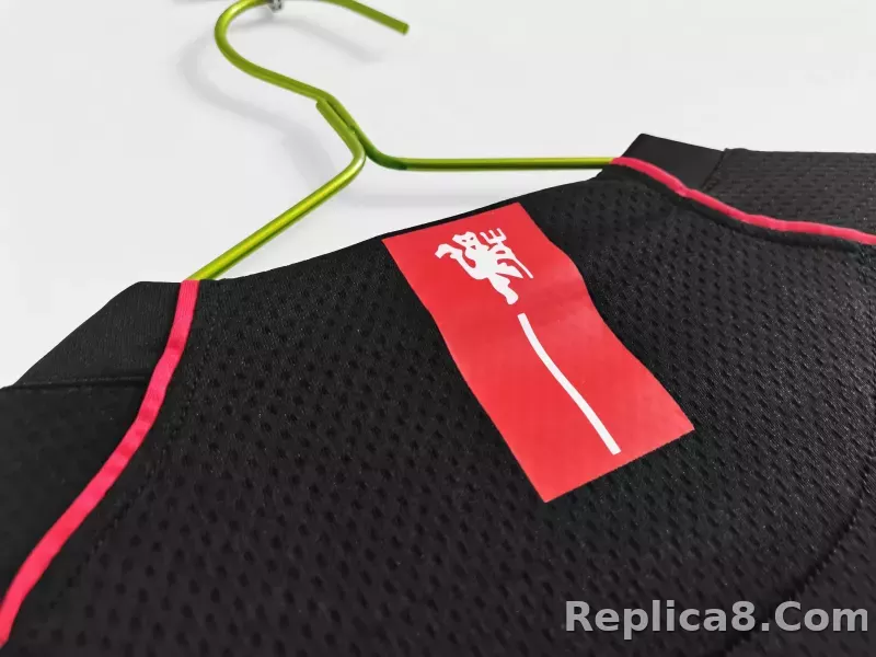 07-08 Manchester United Away Retro Jersey Long Sleeve - detail