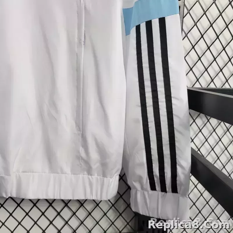 2023 Manchester United Soccer Jersey Windbreaker white - detail