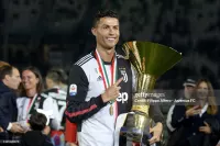 2019-20 Juventus Retro Jersey Home Player Edition - view 16