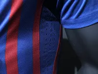 11-12 Barcelona Home Retro Jersey Player Edition - view 9