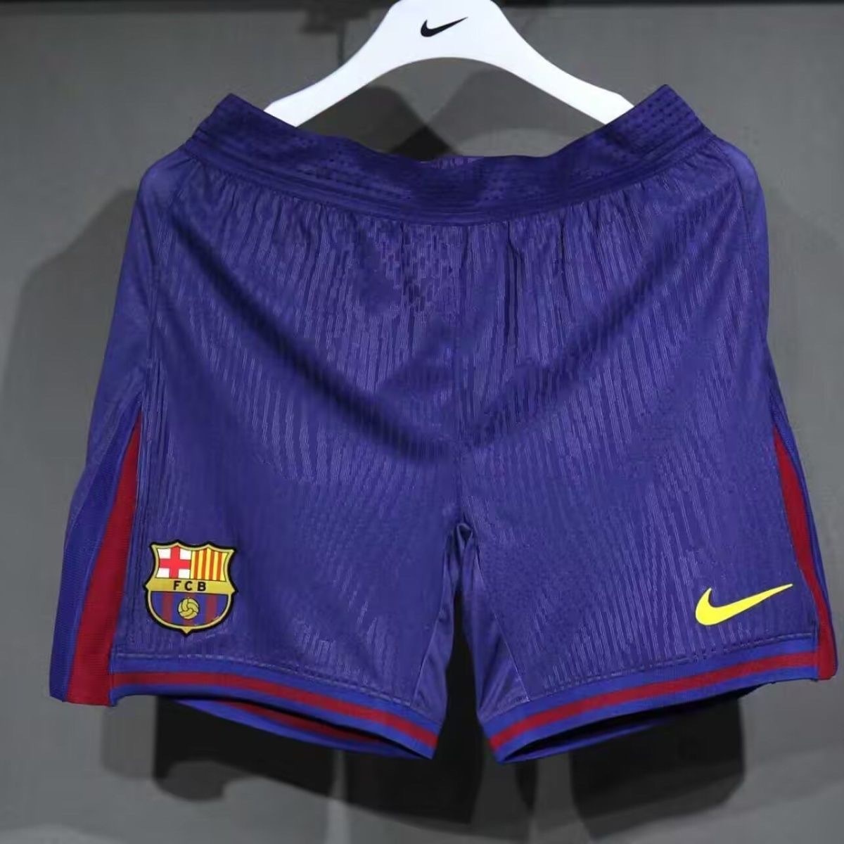 25-26 Barcelona Home Soccer Shorts Player Version