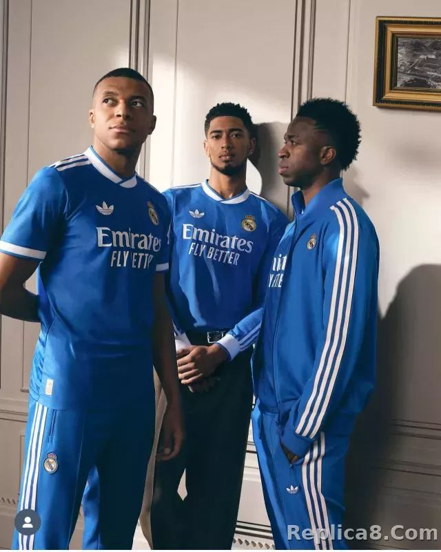 2025-26 Real Madrid Terrace Icons Track Training Jacket Set Blue - detail