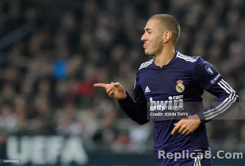 2010/11 Real Madrid Third Away Retro Jersey Player Version - detail