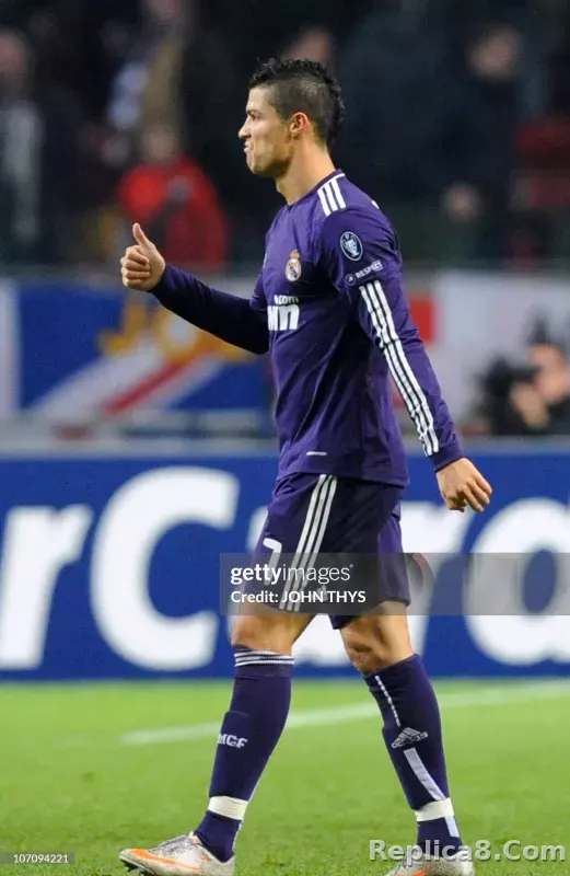 2010/11 Real Madrid Third Away Retro Jersey Player Version - detail