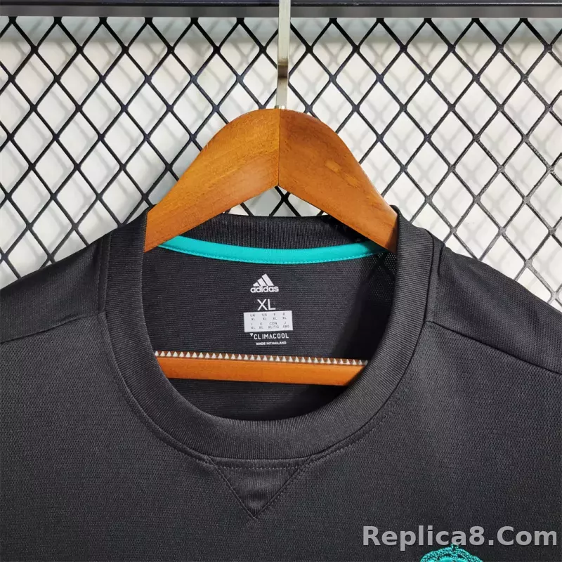 17-18 Real Madrid Away Retro Jersey - detail