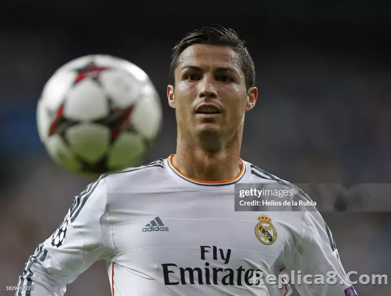 2013/14 Real Madrid Home Retro Jersey Player Version - detail
