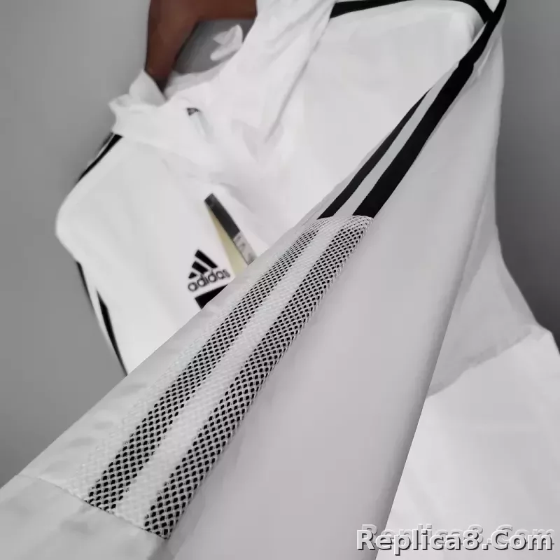 2021/2022 Real Madrid Jersey Windbreaker White(Black Edge) - detail