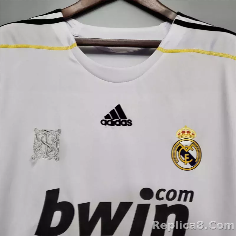 2009/10 Real Madrid Home Retro Jersey - detail