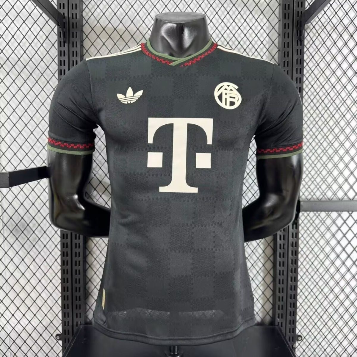 The Heritage Behind Bayern München 25-26 Bayern Munich Third Away Football Jersey: A Timeless Story