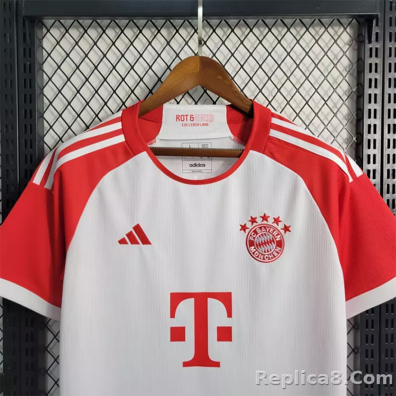 23-24 Bayern Munich Home Fan Version - detail