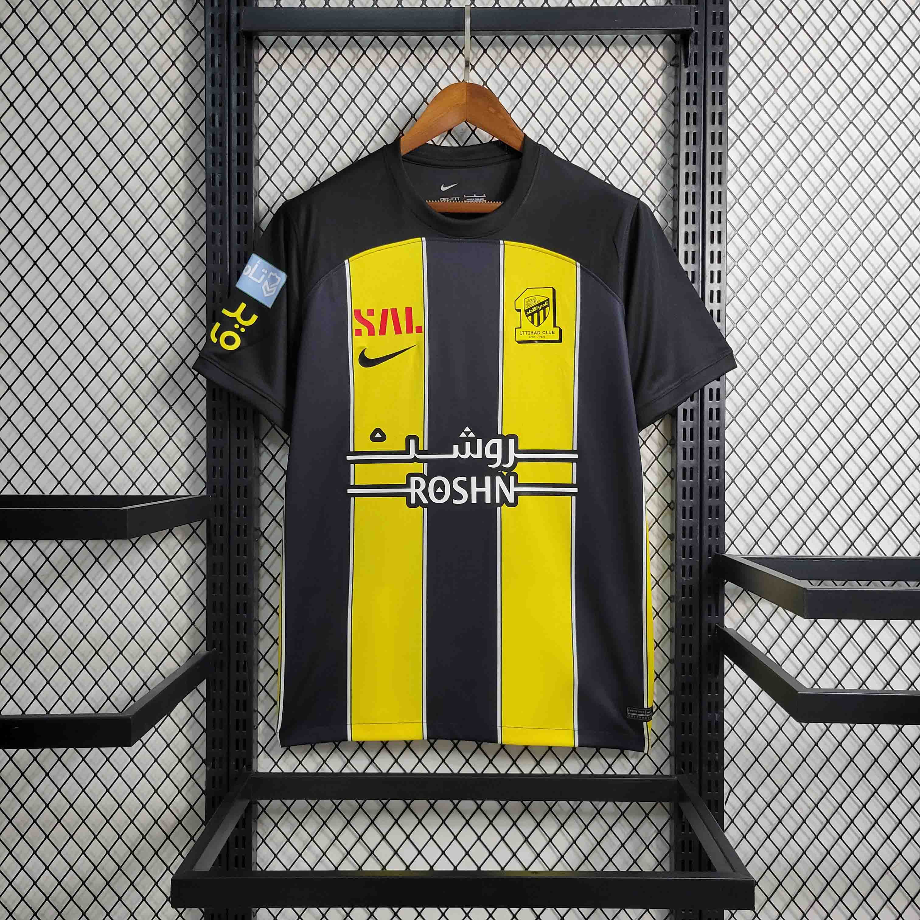 23-24 BENZEMA #9 Al-Ittihad(Jeddah United) Home Jersey Fan Version - view 3