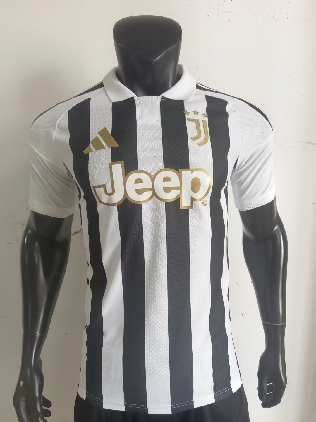 26-27 Juventus Home Jersey