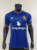 -27 Manchester United Away Jersey - view 4