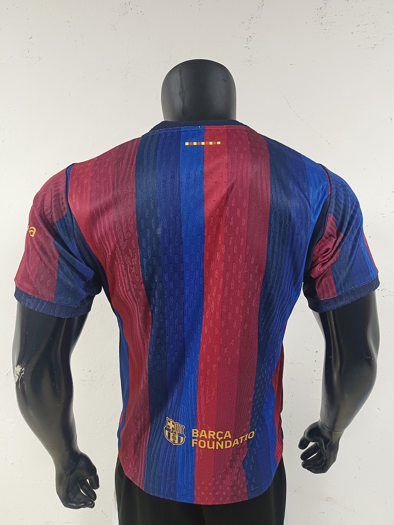26-27BarcelonaHome 7