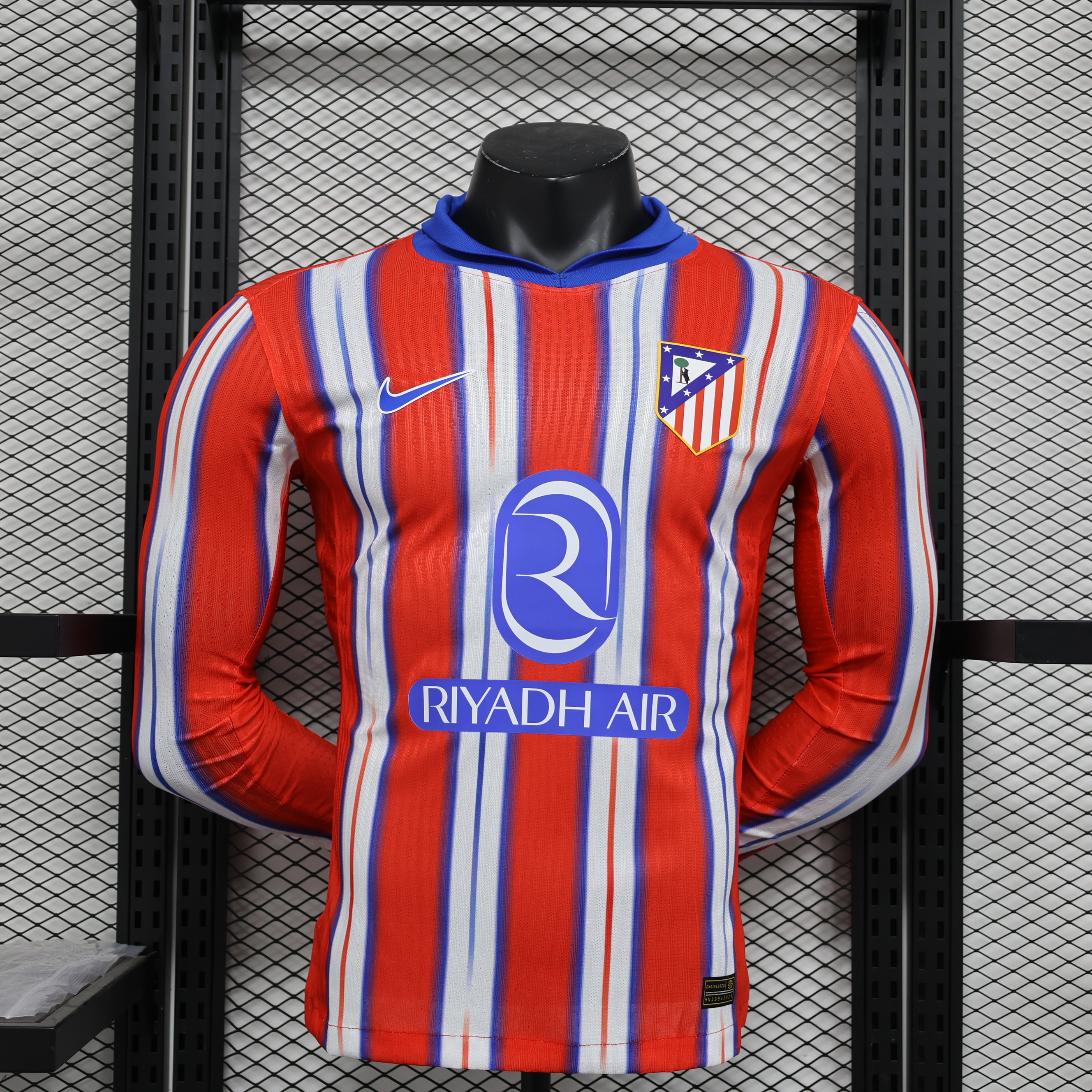 Atlético  Madrid 24-25 Atletico Madrid Home Soccer Jersey Player Edition Long Sleeve Review: Is It Worth the Investment?