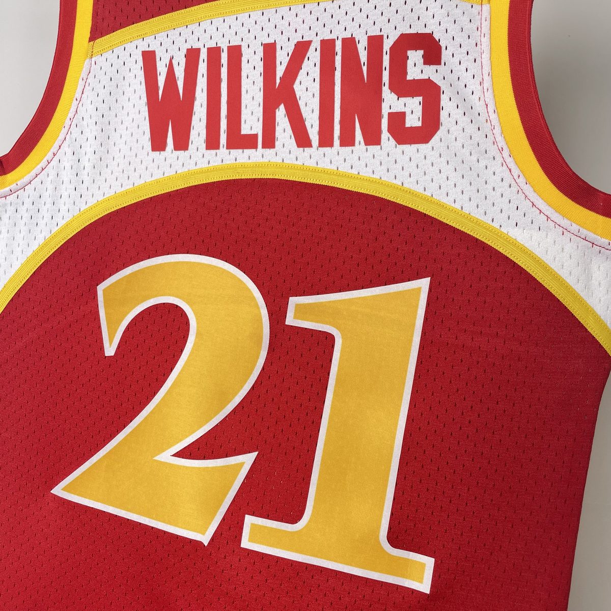 Atlanta Hawks 1985-86 Season Throwback Heat-Pressed Jersey Red #21 Dominique Wilkins - detail