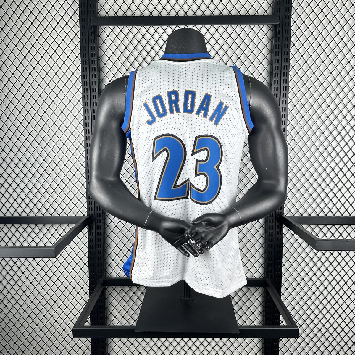 Washington Wizards 01/02 Season Throwback Jersey White #23 Jordan - detail