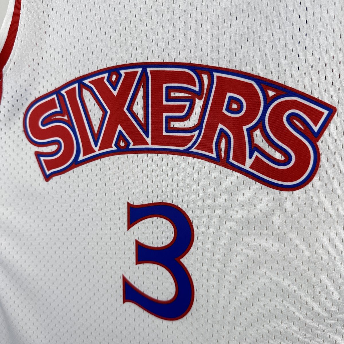 Philadelphia 76ers 1996-97 Season Swingman Throwback Heat-Pressed Replica Jersey White #3 Allen Iverson - detail